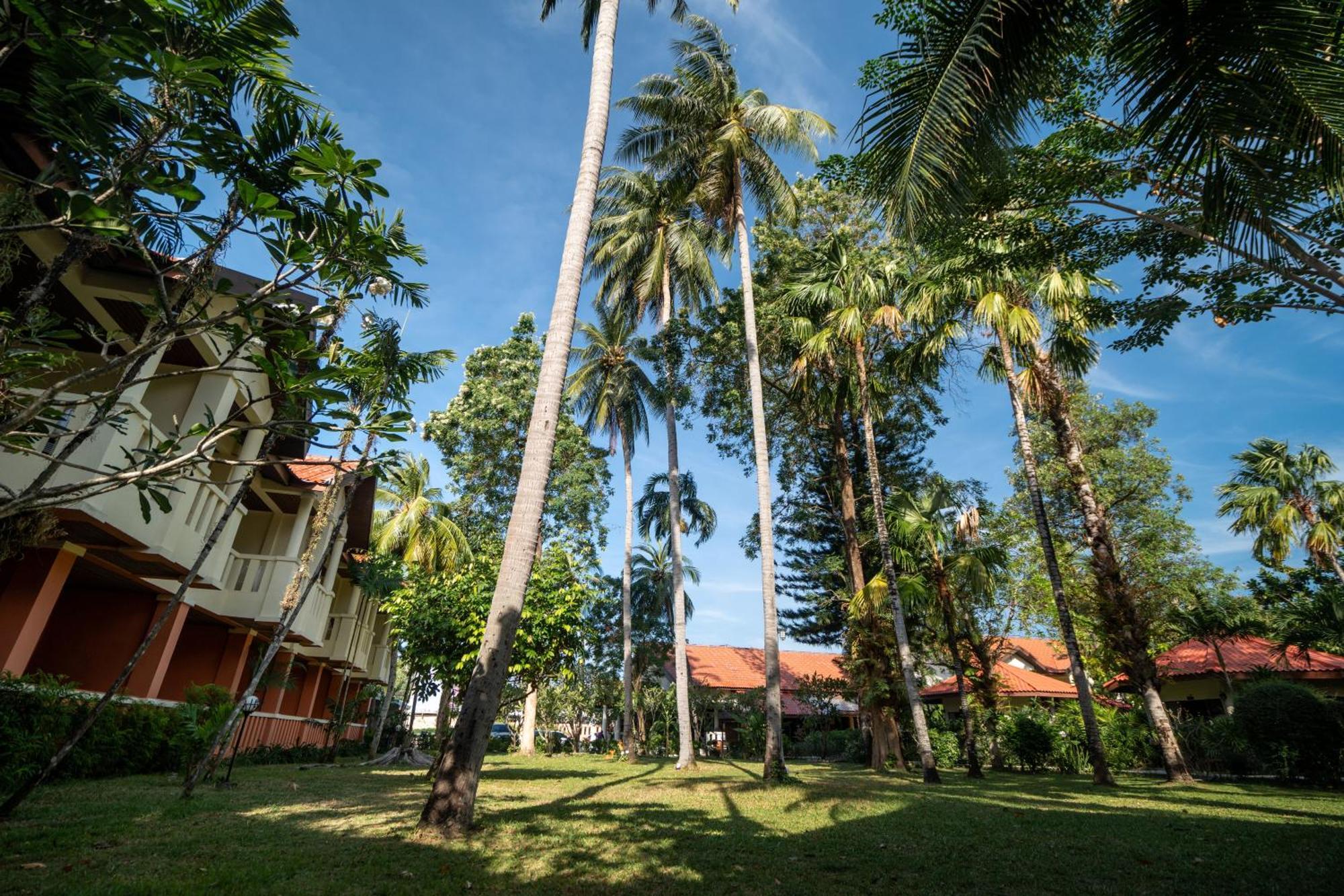Phuket Leelavadee Hua Ting Resort Patong المظهر الخارجي الصورة