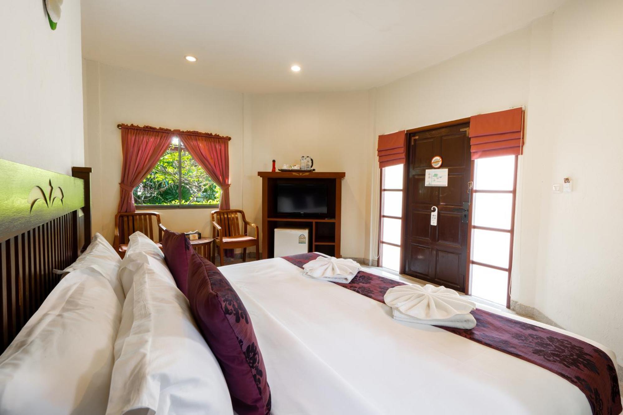 Phuket Leelavadee Hua Ting Resort Patong المظهر الخارجي الصورة