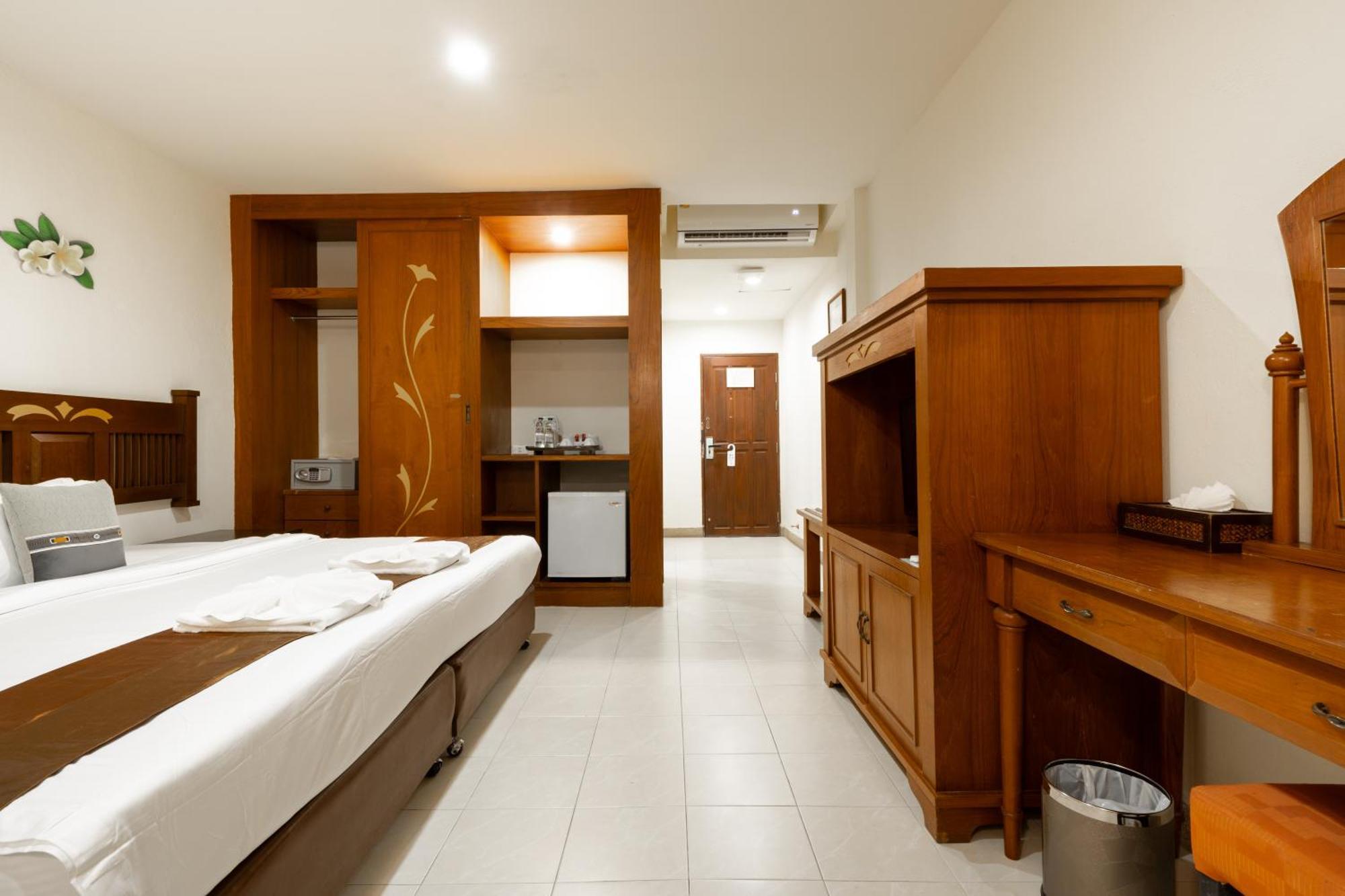 Phuket Leelavadee Hua Ting Resort Patong المظهر الخارجي الصورة