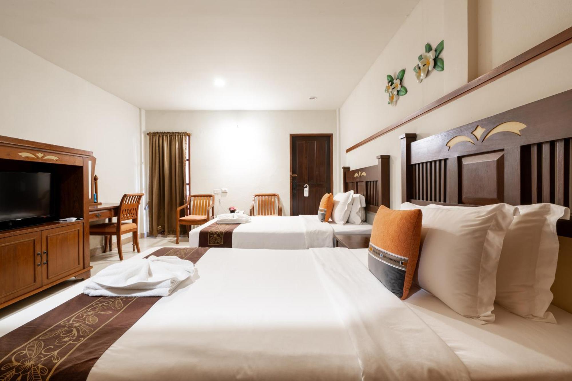 Phuket Leelavadee Hua Ting Resort Patong المظهر الخارجي الصورة